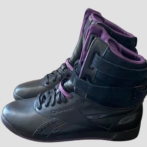 EUC High-Top Reebok